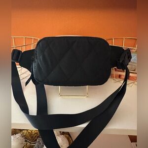 VERA BRADLEY Quilted Fanny Pack